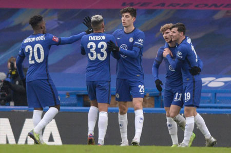 [中超]吴曦进球于汉超破门 上海申花客胜北京国安