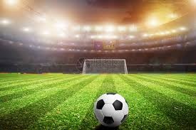 19投10中！詹姆斯狂砍30+8+8，赢得球权之争，比东契奇更稳健