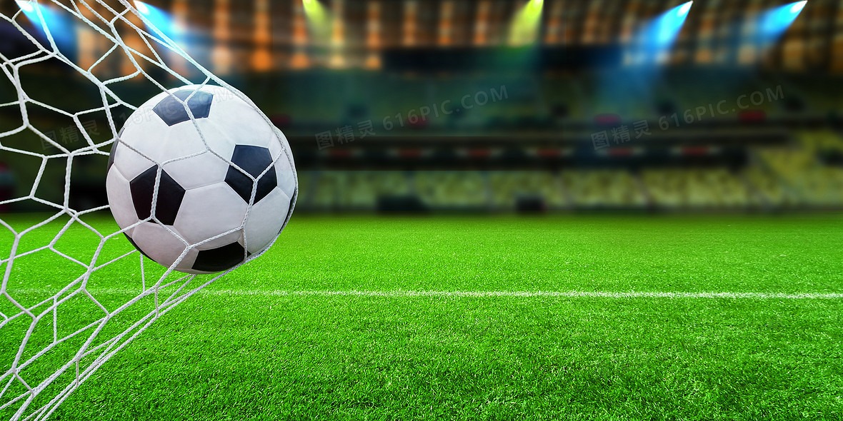 KD：你季后赛可不会这样有哨子！东契奇：这辈子没见过那么大空位！